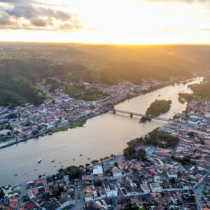 Ponte sobre o Rio Paraguaçu, entre Cachoeira e São Felix, Bahia
